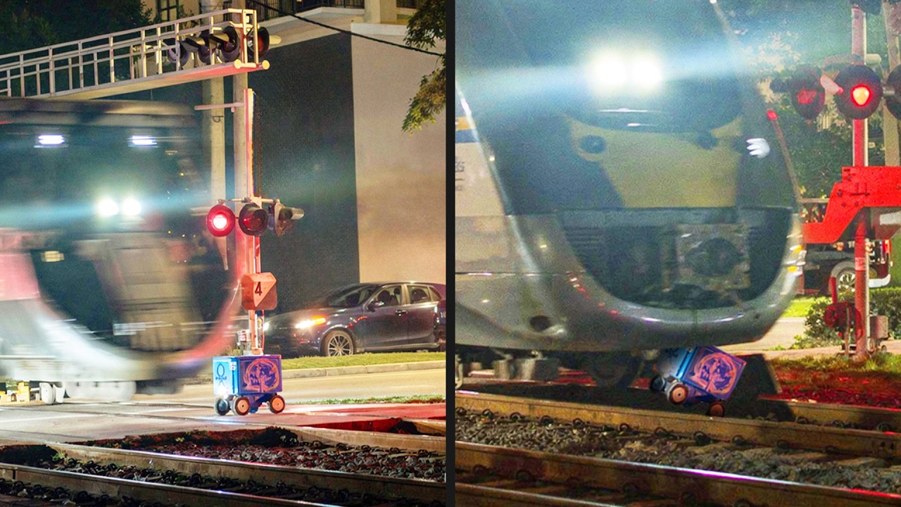 He Has Really Stretchy Skin