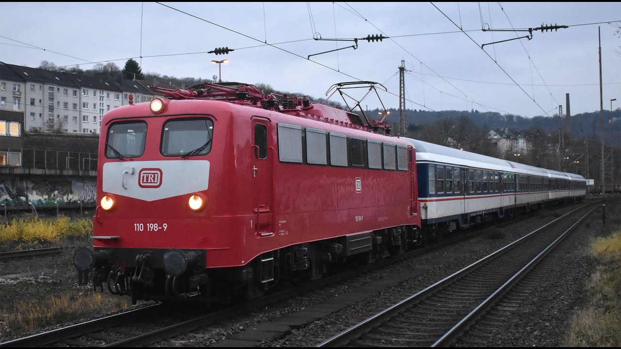 Bahnverkehr / Rail traffic in Wuppertal Steinbeck with TRI 110 198 3/12/25