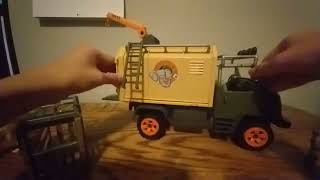 The Black Cat Reviews Schleich Wild Life Rescue Truck.