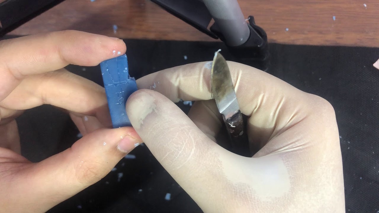 Carving maxillary central incisor YouTube