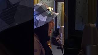 Waduh Suaranya  Alone Cover