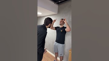 Nunca faça isso numa reunião com seu chefe | #shorts