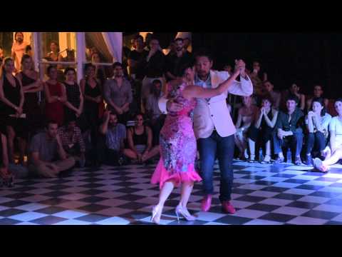 Corina Herrera y Octavio Fernandez en La Bicicleta Milonga 4/4