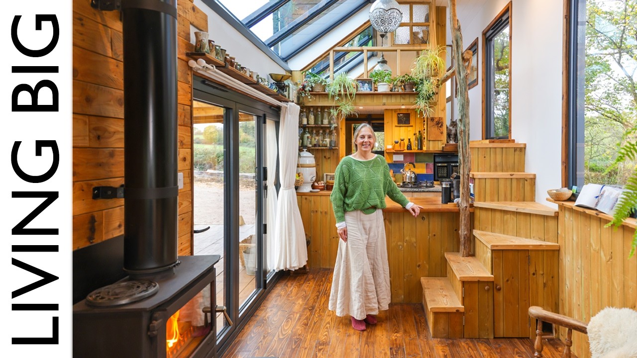 After a Divorce, She Built This Incredible Tiny House and Reclaimed Her Life