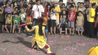 高雄茄萣金鑾宮2012年王船建醮漸入慶典高潮時段.mpg