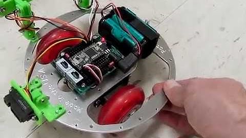 OneBot Robot Navigates a Maze with 3 Sharp IR Sensors