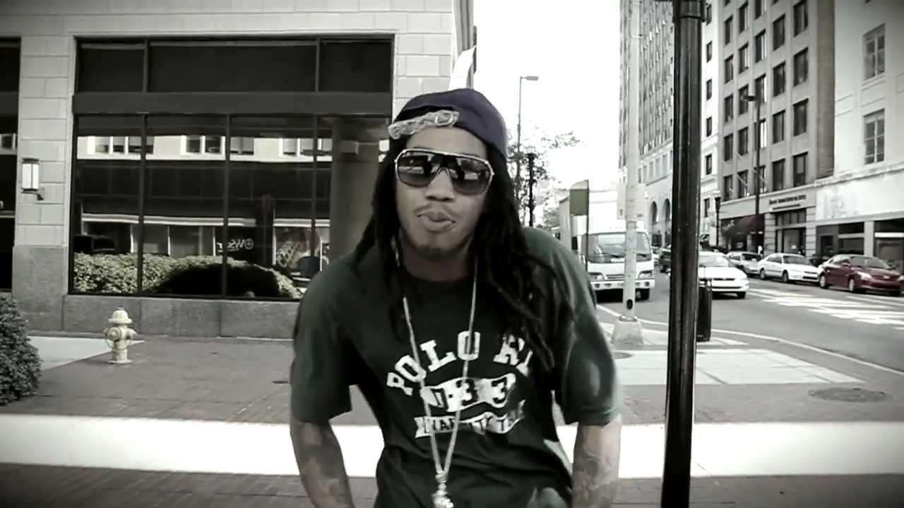 Lil Daddy feat. Young Cash - Champion (Official Video HD)