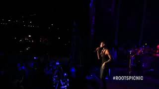 Usher - Tribute to Prince ☔💜 ( Performance Adore )