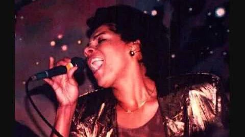 Susan Cadogan - Lay Down Beside You