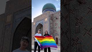 ЛГБТ флаг подняли и мавзолея Ходжи Ахмета Яссауи