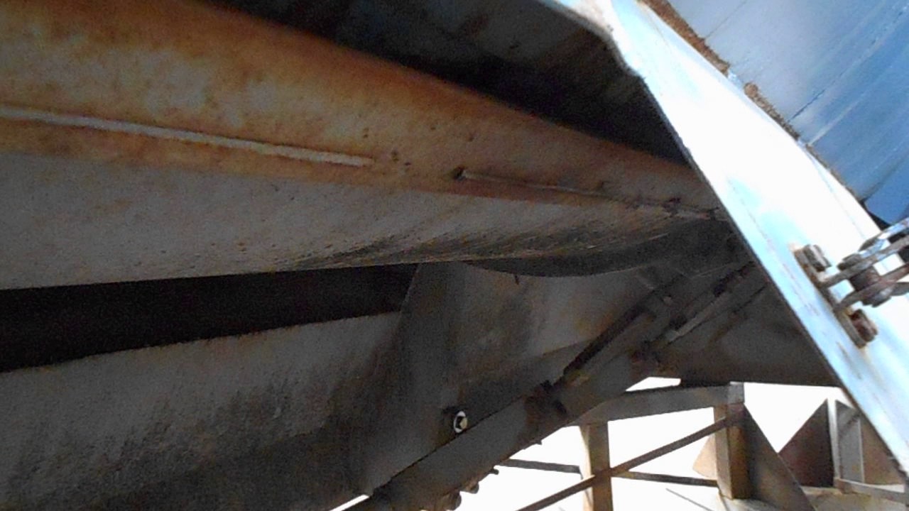 Scott 5412 3-Ton Mixer Gate Test Run - YouTube