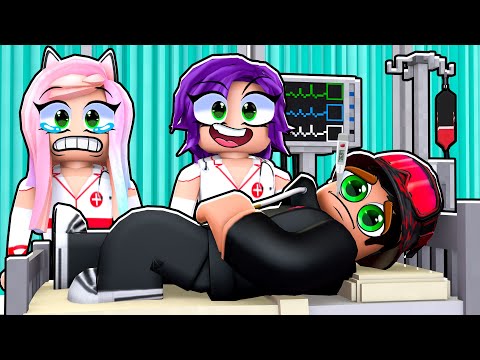 We helped patients at the hospital! | Roblox: Hospital Story! 🏥