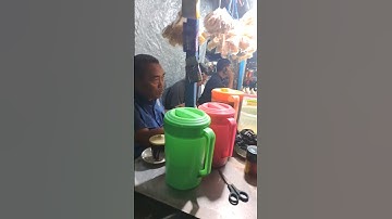 TIDAK PEDULI HUJAN DERAS PELANGGAN WARKOP TETAP SEPERTI INI@warungkopi
