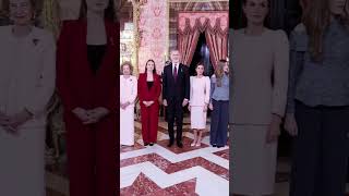 #princesa #leonor_de_borbon #infanta #sofia #leonor_sofia #leonorandsofia #royal #kingdom #spain