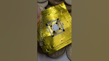 Inside an old Soviet-era Integrated Circuit