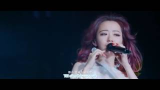 [Vietsub] Trương Lượng Dĩnh té ngã trong Bang the world concert - Phim tài liệu