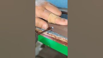 How to fix the diamond mesh screen window and glossy window like this?