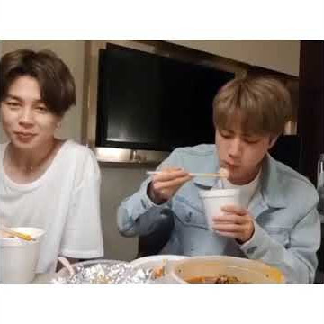 Moment Kim seokjin perhatian sama adik adiknya 💖