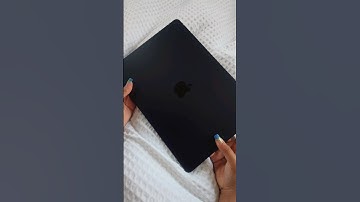 unboxing the new macbook air m4 in midnight 🖤 @Apple