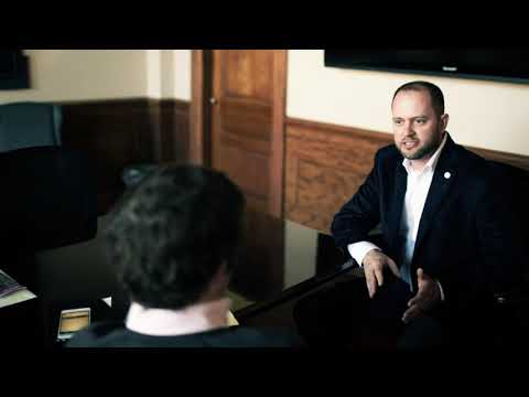 Video: Zašto je Austin Peay guverneri?