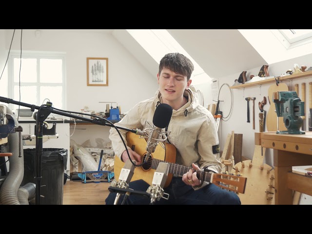 Andrew Cushin - Where's My Family Gone (McClaren Guitars Workshop Sessions)