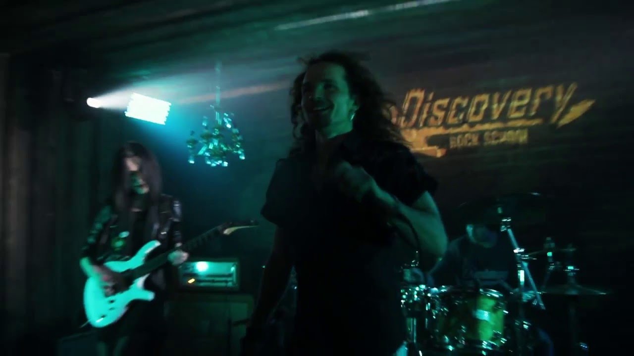 Алина Лучко Steel Dragon We All Die Young YouTube