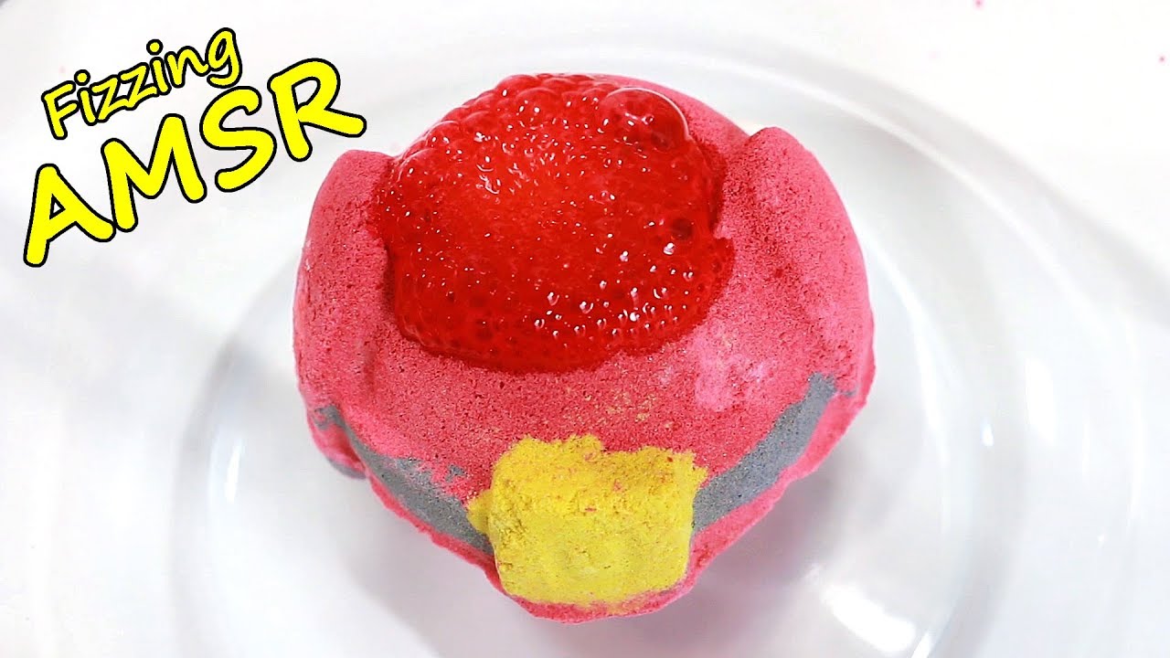 Fizzing Santa Belly 🎅 Lush Bath Bomb ASMR Tingles 🎅 NO Talking