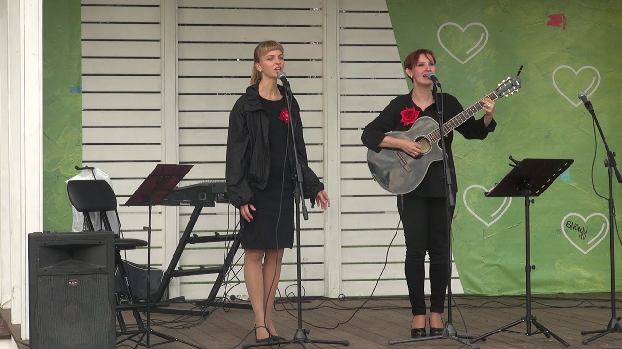 "Девушка пела в церковном хоре" Ст.А.Блока, муз.В.Попова. Исп. О.Ким ...