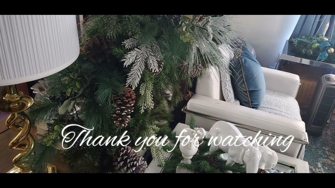 Decorate With Me | Deconstruct Christmas | Making A Winter Swag