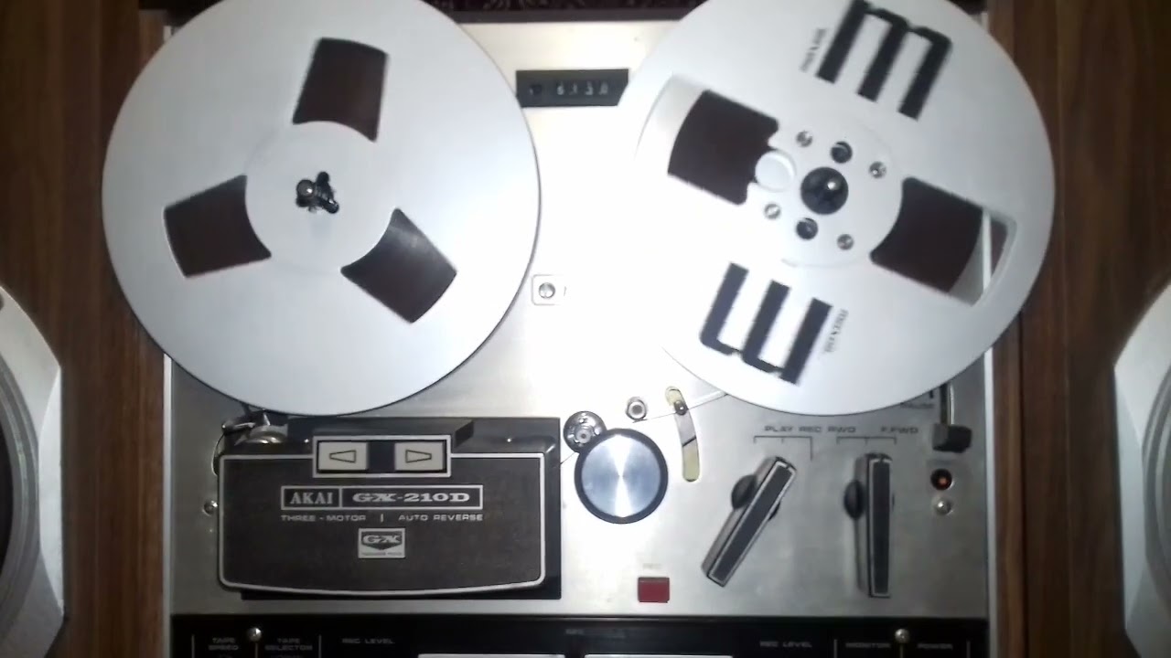 mon magnétophone a bande akai !