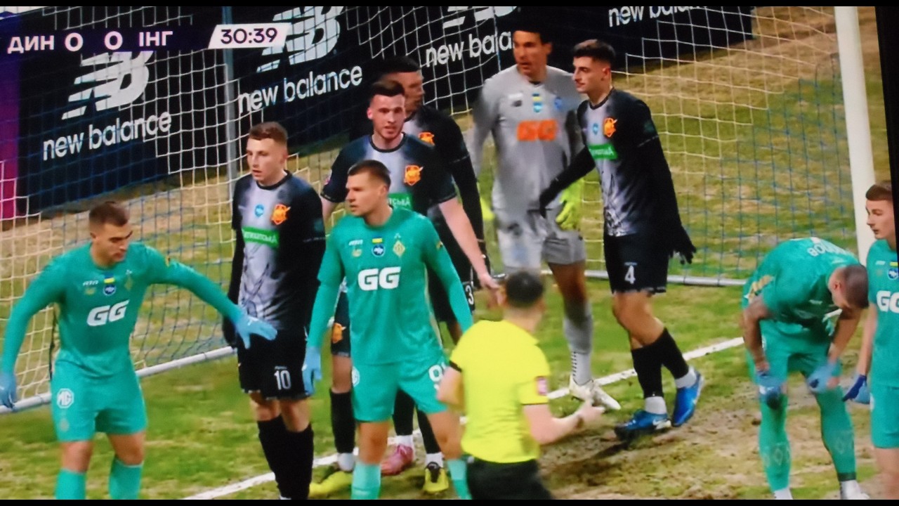 1.«Динамо» — «Ингулец» — 2:0.С выходом в полуфинал Кубка Украины! 3 марта с.г.Заслуженно!