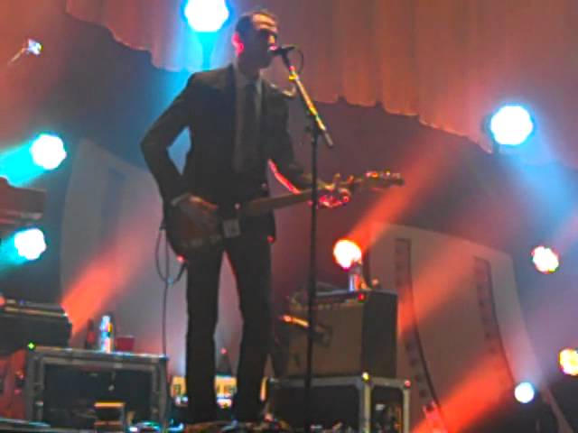 Assista a Intro/ uncharted 12/10/11 sara bareilles no YouTube