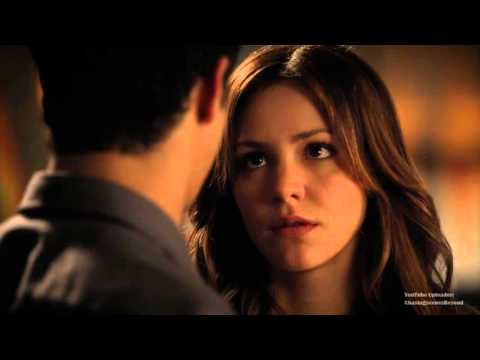 Scorpion 2x01: Walter and Paige #3 (First kiss scene)