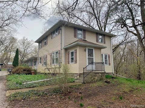 9228 Hartland Rd, Fenton, MI home video tour