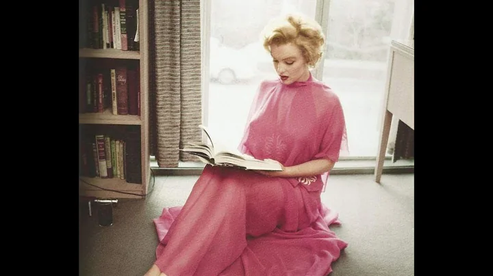 RARE ! Marilyn Monroe - In Pink Peignoir, by Harol...