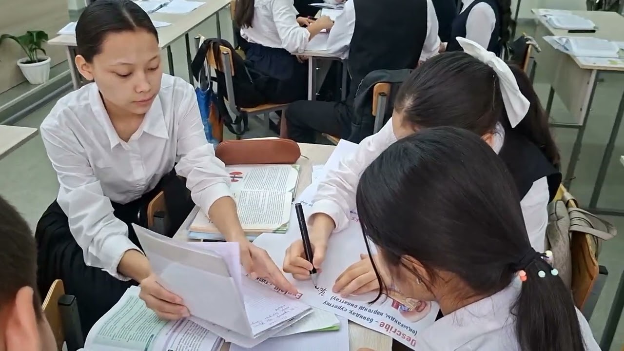 Тақырыбы: Эндокринді бездер қызметінің бұзылуынан туындаған аурулар.             Сыныбы:  8 