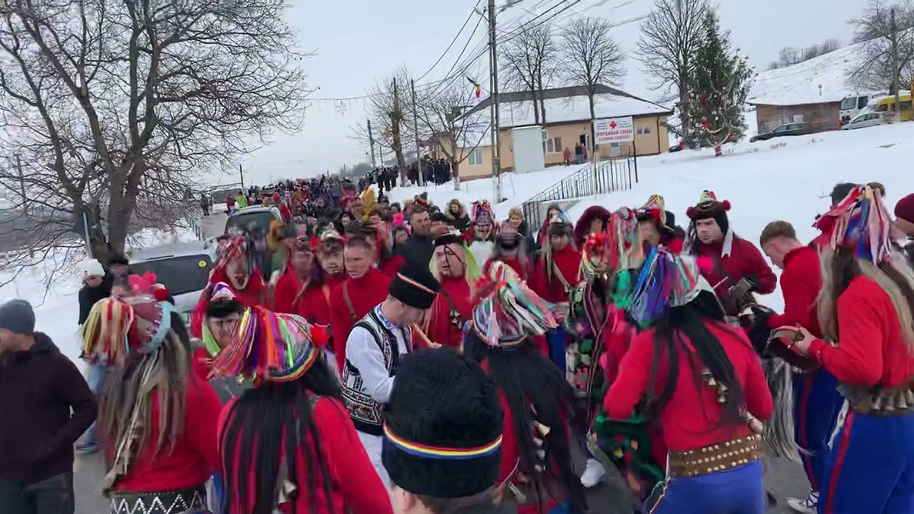 Cerbul de la Costesti Iasi  - 31.12.2021 🔊 Datini și obiceiuri de iarna Moldova Romania