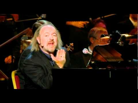 Bill Bailey - Love Story in French - Remarkable Gu...