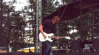 "The Difference" performed by The Wallflowers