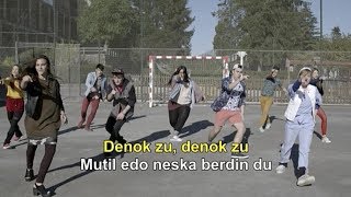 Miniatura de vídeo de "Eraso sexisten aurka, 'Denok Zu'"