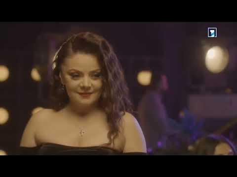 Lesbian onam porno video onlayn Plyajdagi kabinani tomosha qilish