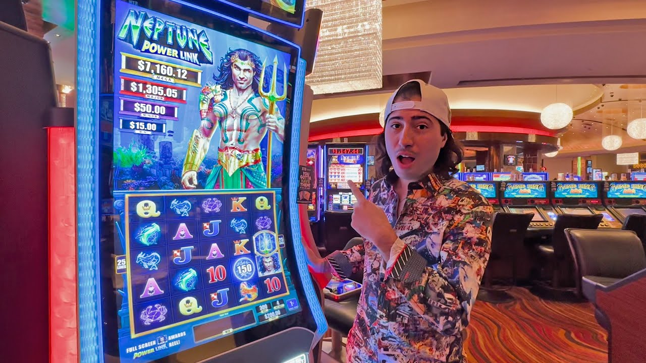 Is This The LUCKIEST Slot Machine In All Of Las Vegas? (I THINK SO