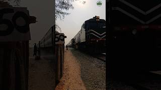 40dn جعفر ایکسپریس arriving from sibi jn #shorts