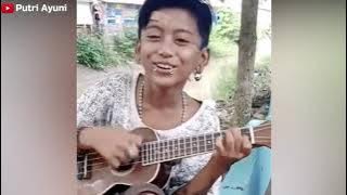 #SHORTS  LAGU SEDERHANA SEKALI (Cover by Ucil Berto)