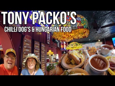 Tony Packo's Restaurant Review Toledo Ohio Hungarian Chili Dogs Buns Signed by Celebrities