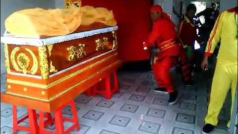 Đám tang ở hau giang