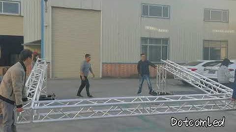 Rental LED Screen Truss Assembling