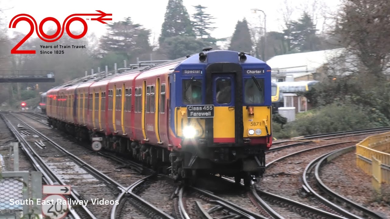 South Western Railway Class 455 Farewell Tour at Strawberry Hill and Clapham Junction - 21/12/2025