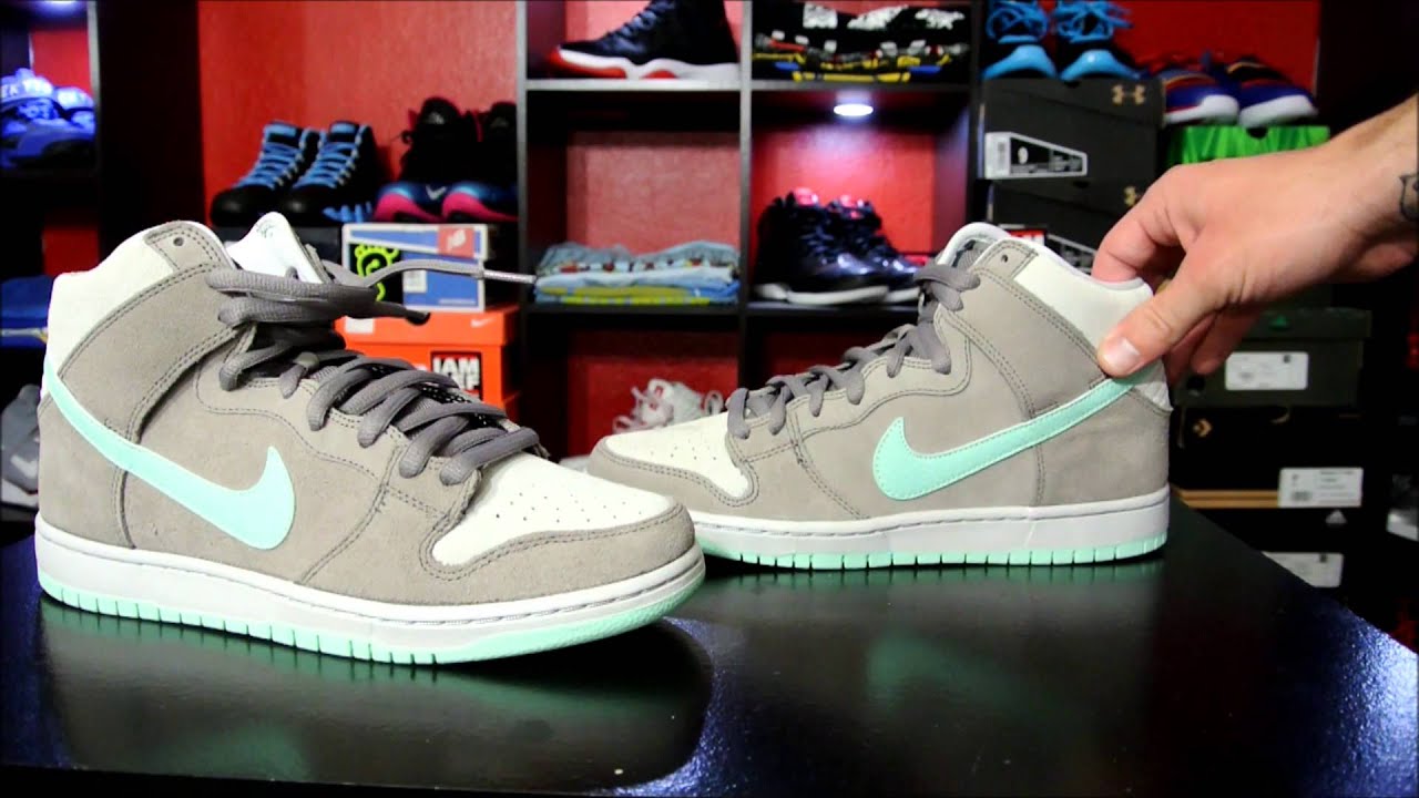 nike dunk high grey