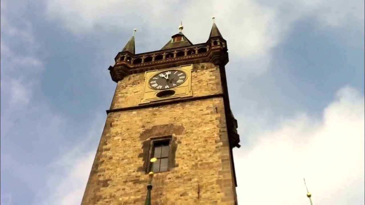 вильнюс часы. вильнюс часы. вильнюс сейчас. старый город вильнюс площадь. башенные часы цюрих.